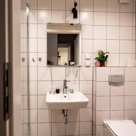 リゾート Wiking-osrodek Wypoczynkowo-szkoleniowy ヤンタル