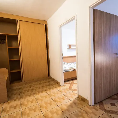 Wiking-osrodek Wypoczynkowo-szkoleniowy ヤンタル