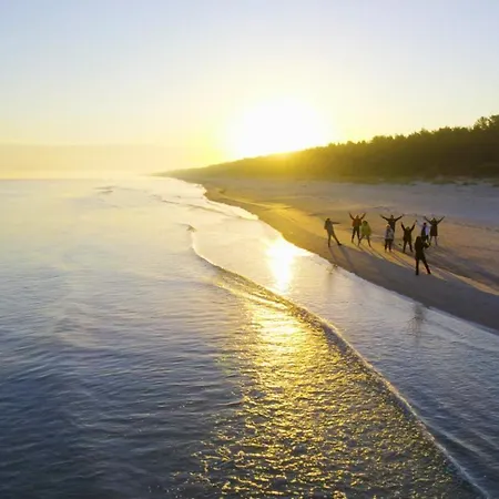 リゾート Wiking-osrodek Wypoczynkowo-szkoleniowy ヤンタル