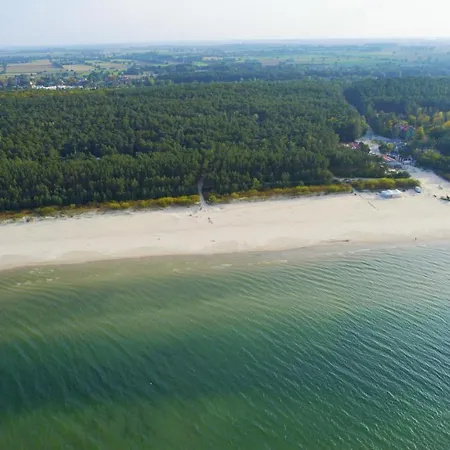 リゾート Wiking-osrodek Wypoczynkowo-szkoleniowy ヤンタル