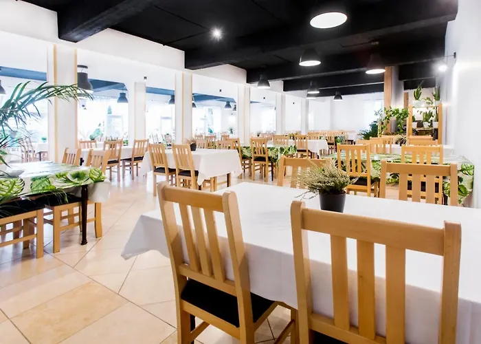 Wiking-osrodek Wypoczynkowo-szkoleniowy *